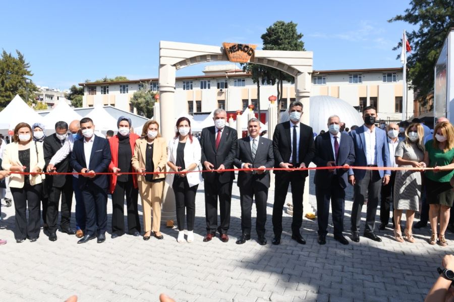 HEROD BİLİM ŞENLİKLERİ GENÇLERİN AKININA UĞRUYOR 