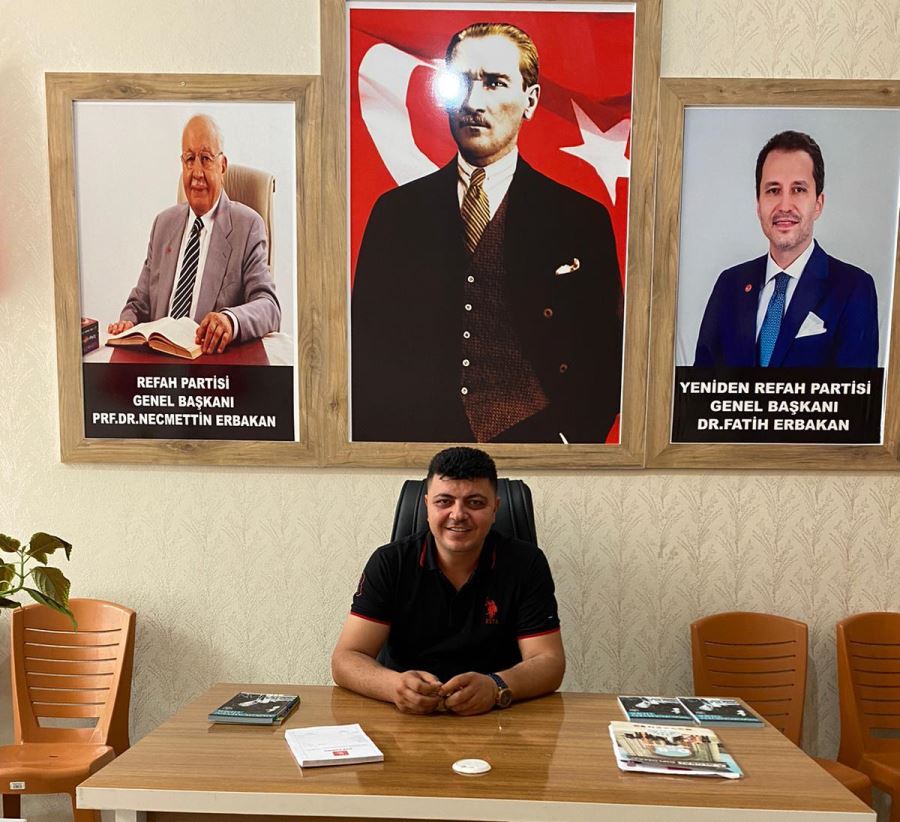YENİDEN REFAH PARTİSİ,  HASSA ‘DA PARTİ BİNASINA KAVUŞUYOR