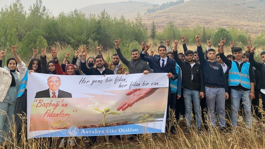 Antakya Ülkü Ocakları Başbuğ Alparslan Türkeş Anısına 104 Fidan Dikti