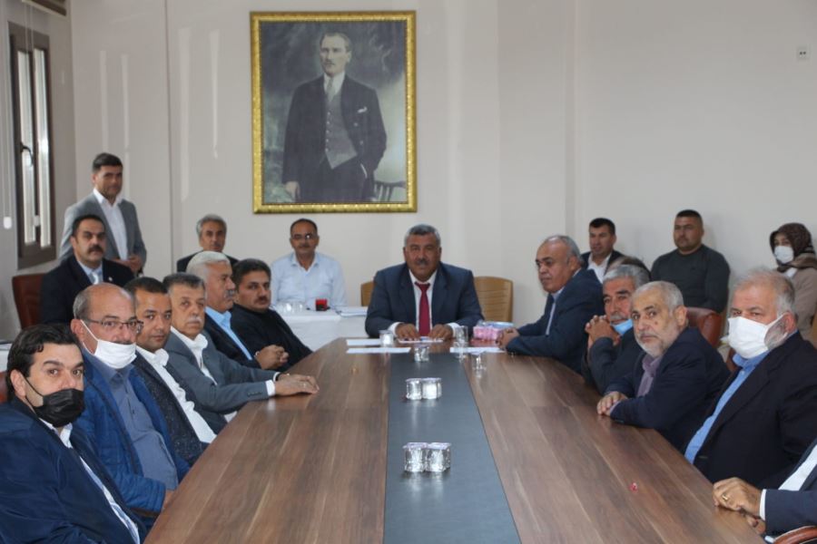 KARATAŞ: İLÇEMİZE HİZMET ETMEK İÇİN GÖREV ALDIK 