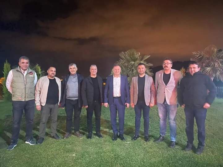 Özyurt, Başkan Savaş ve Gül’ü evinde ağırladı…